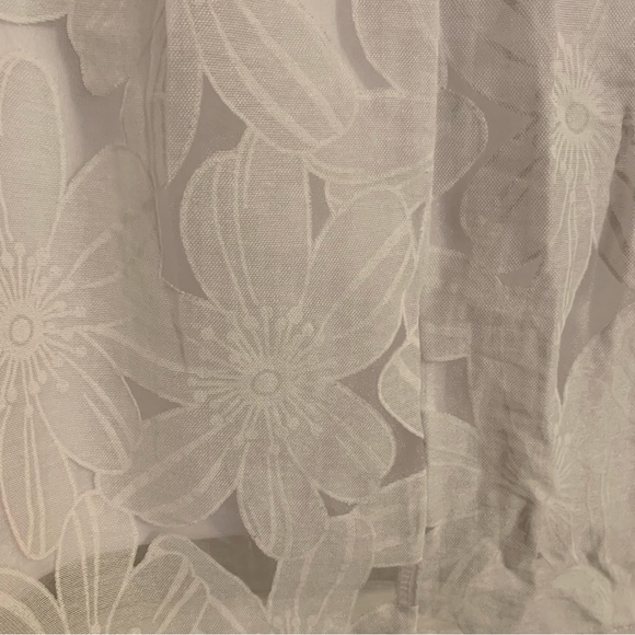 Rayon floral mid length flare skirt - Picture 8 of 9